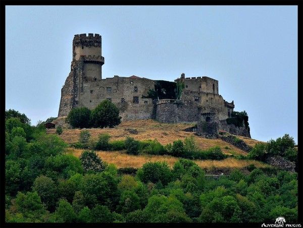 Château de Tournoël (63)